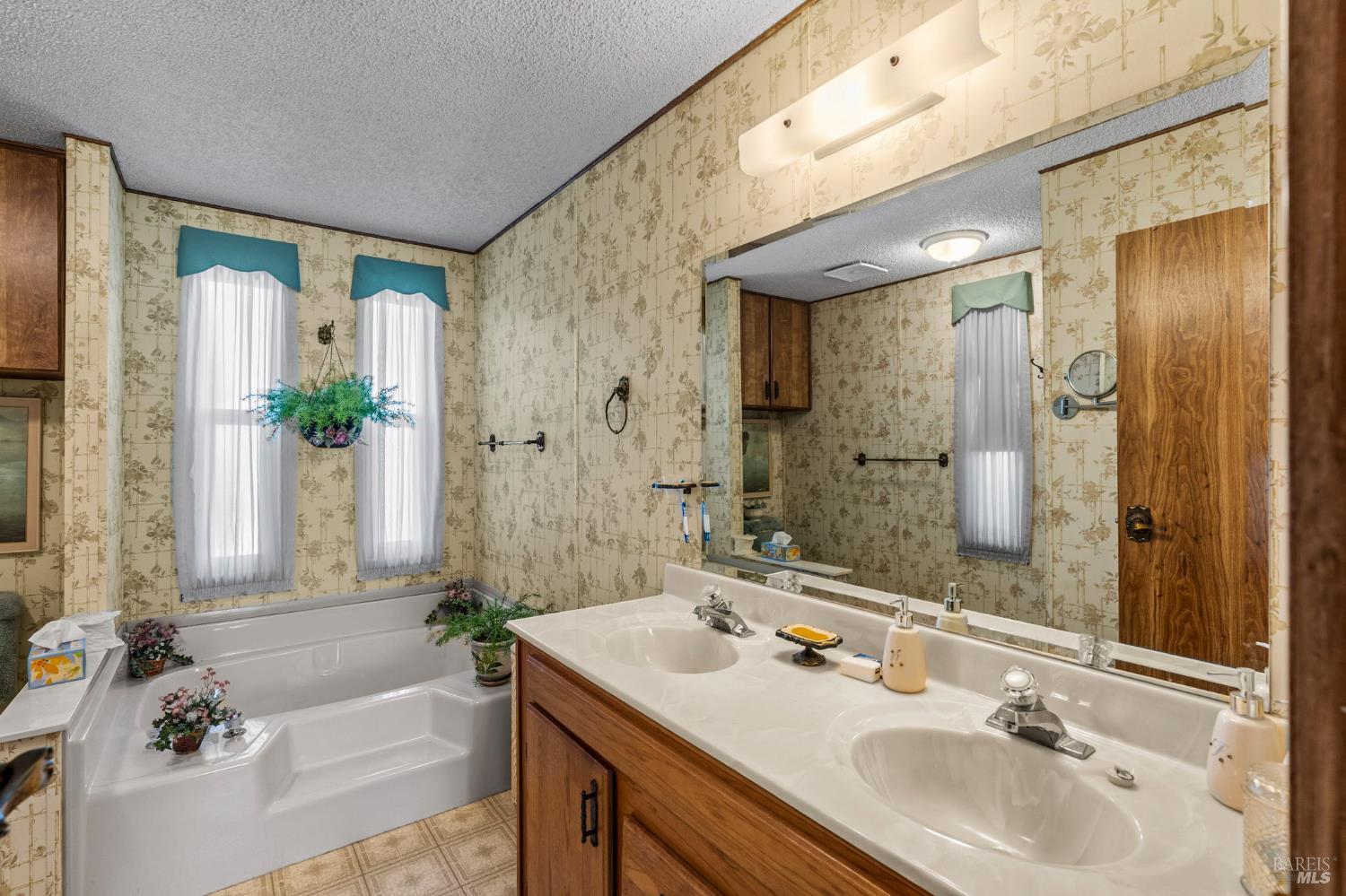 201 Shirley Court Napa CA 94558