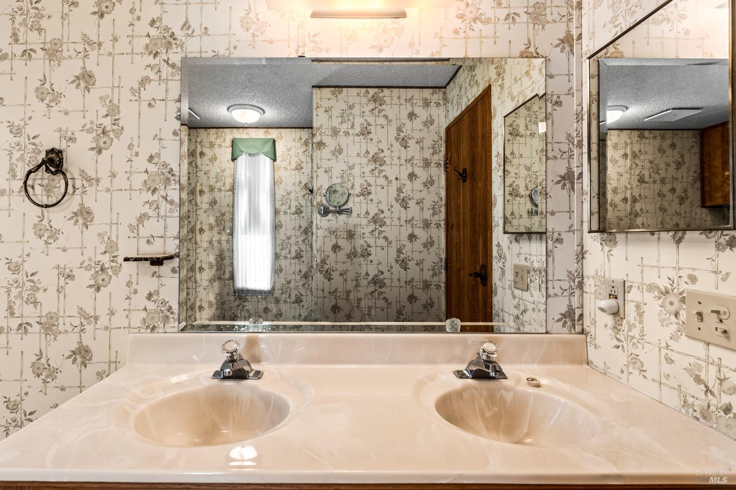 201 Shirley Court Napa CA 94558