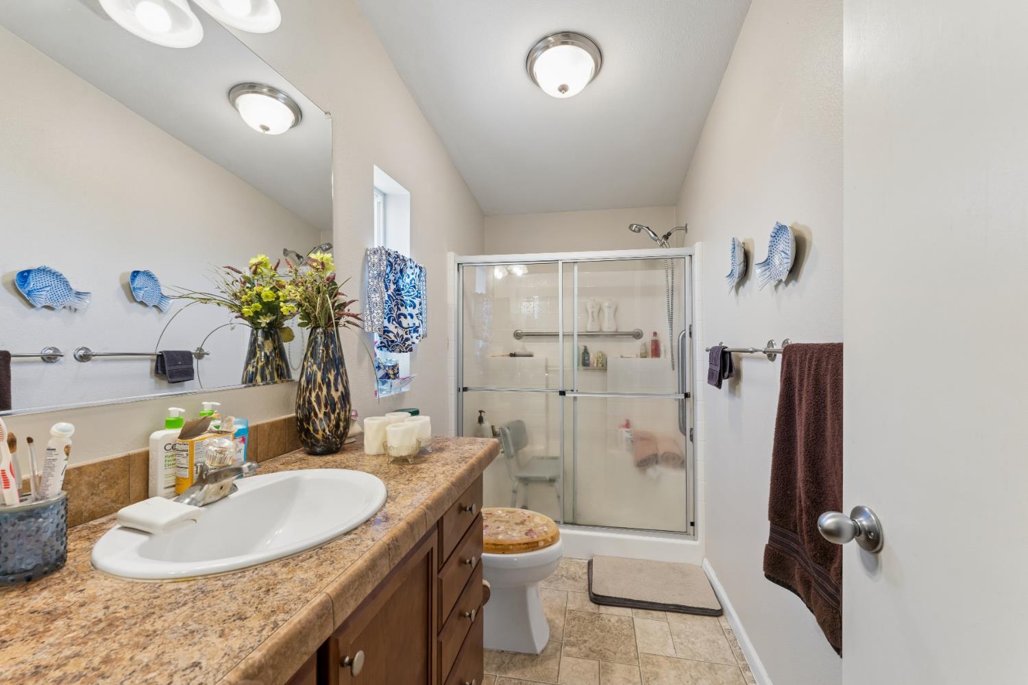 6709 Capital Circle Sacramento CA 95828
