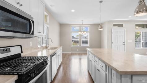 88 Oakwood Drive Petaluma CA 94954