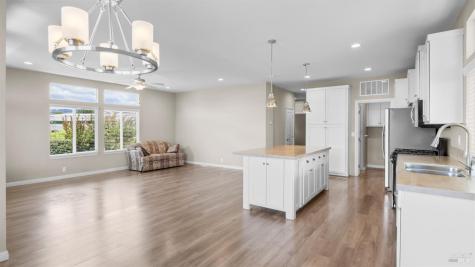 88 Oakwood Drive Petaluma CA 94954