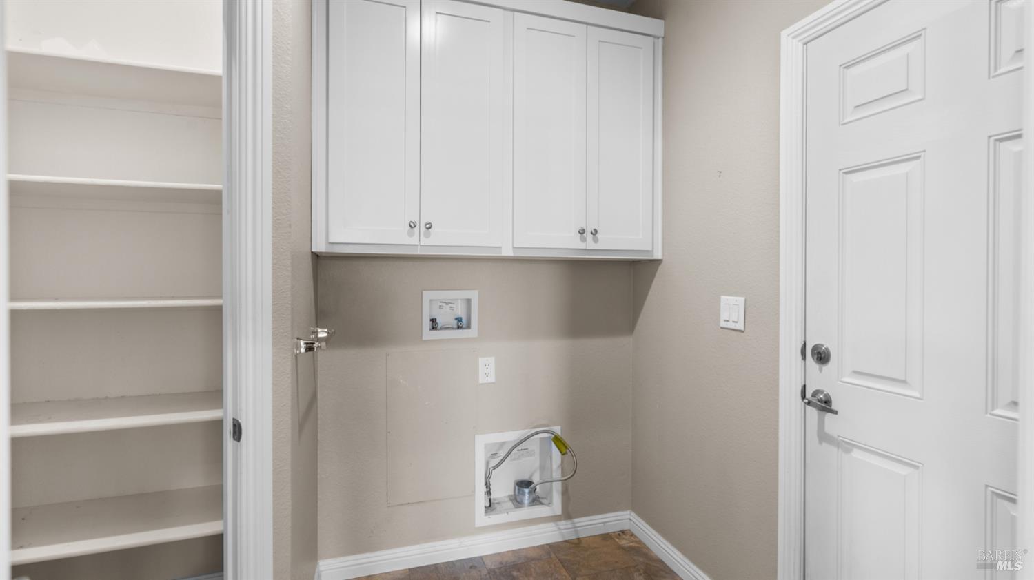 88 Oakwood Drive Petaluma CA 94954