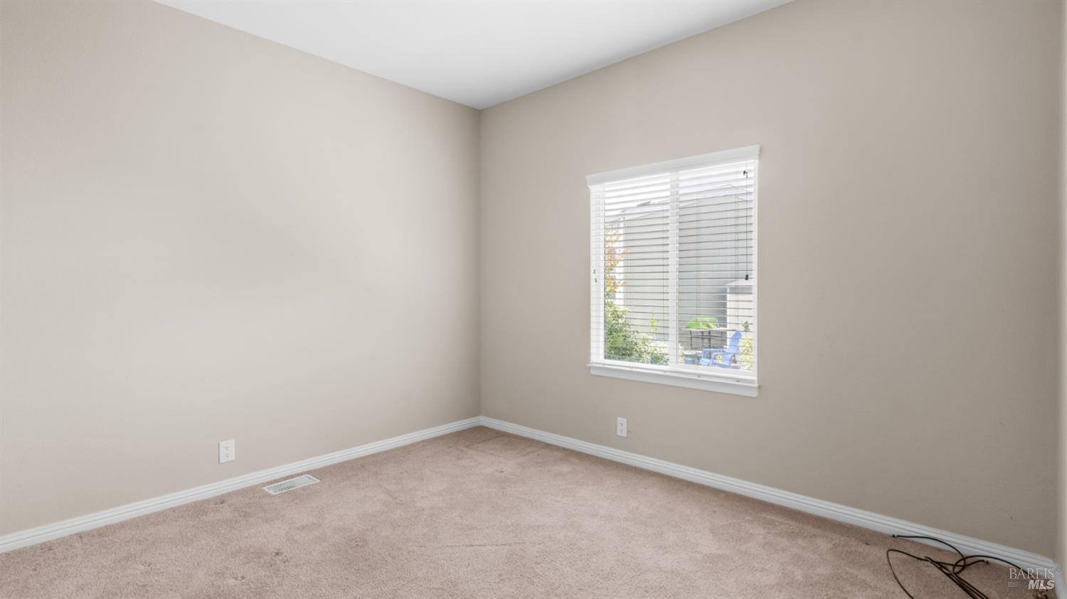 88 Oakwood Drive Petaluma CA 94954
