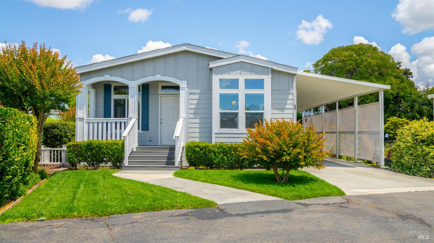 88 Oakwood Drive Petaluma CA 94954