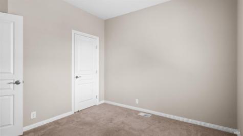 88 Oakwood Drive Petaluma CA 94954