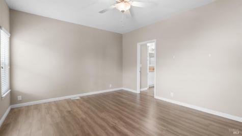 88 Oakwood Drive Petaluma CA 94954