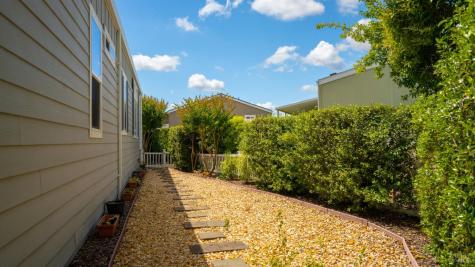 88 Oakwood Drive Petaluma CA 94954