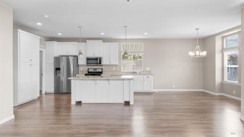 88 Oakwood Drive Petaluma CA 94954