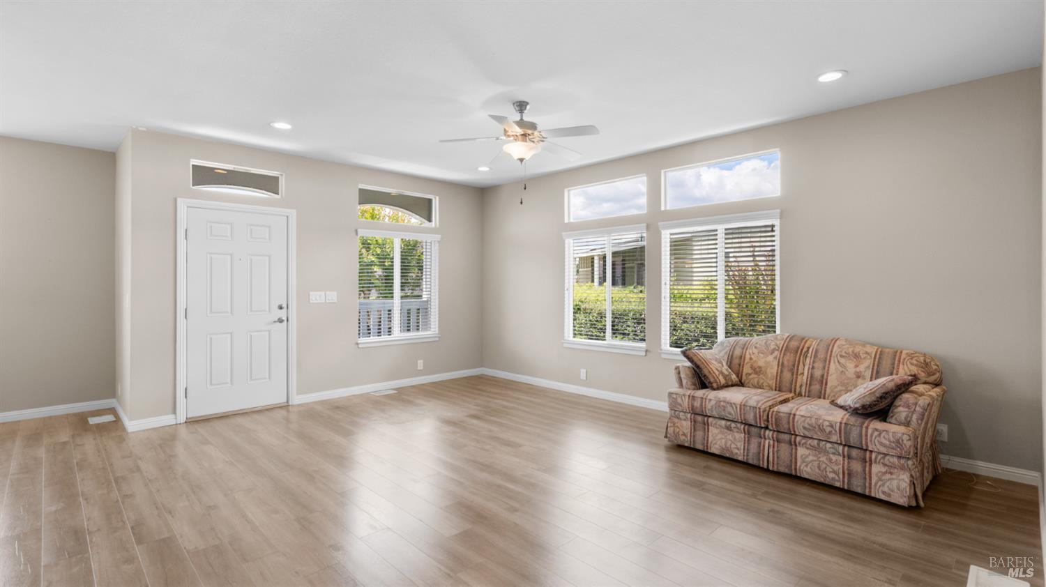 88 Oakwood Drive Petaluma CA 94954