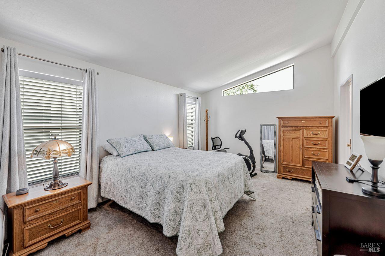 1955 Pinercrest Drive Santa Rosa CA 95403