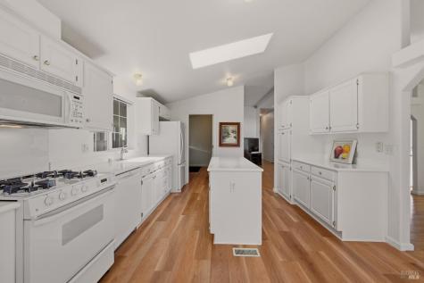 572 Birchwood Drive Petaluma CA 94954