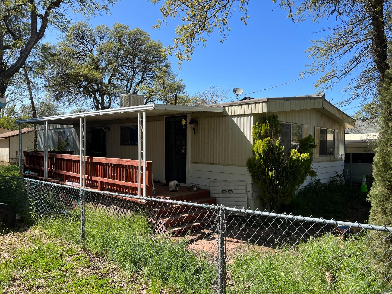 5714 Huron Avenue Clearlake CA 95422