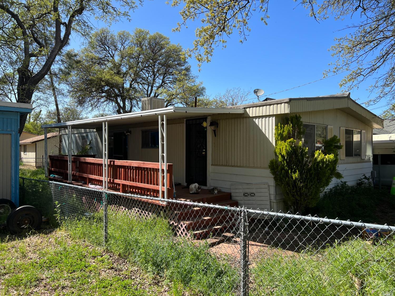 5714 Huron Avenue Clearlake CA 95422