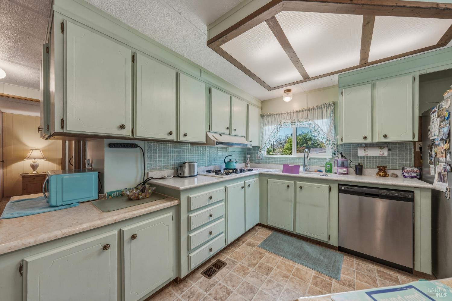 13902 Apple Lane Clearlake Oaks CA 95423