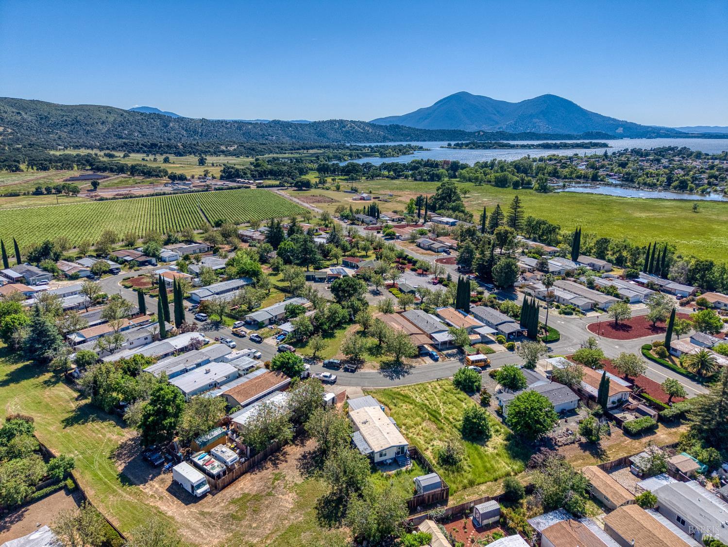 13902 Apple Lane Clearlake Oaks CA 95423