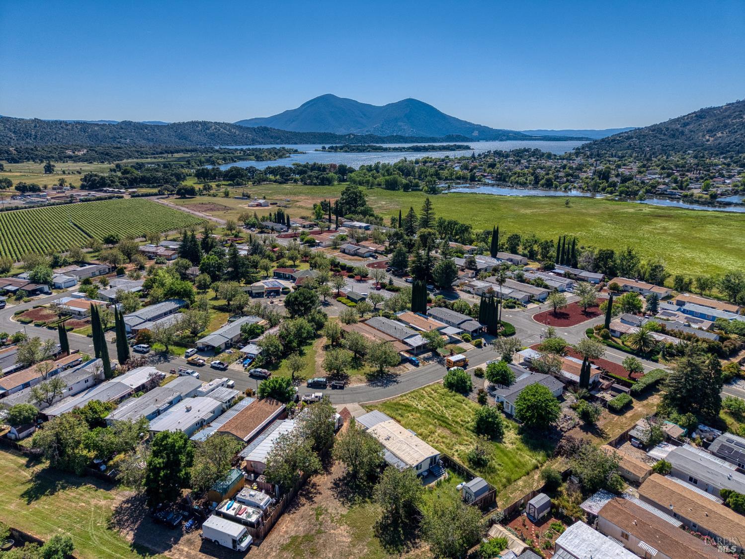 13902 Apple Lane Clearlake Oaks CA 95423