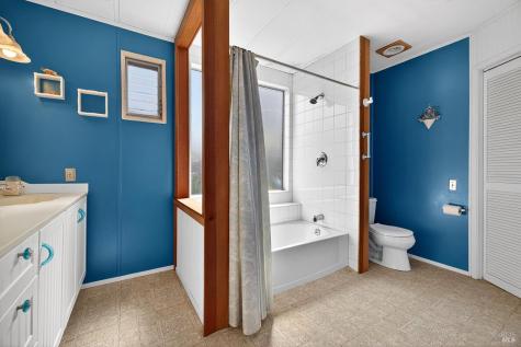 82 Circulo Rosalia Court Rohnert Park CA 94928