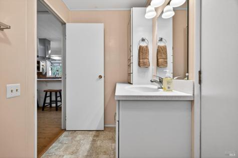 82 Circulo Rosalia Court Rohnert Park CA 94928