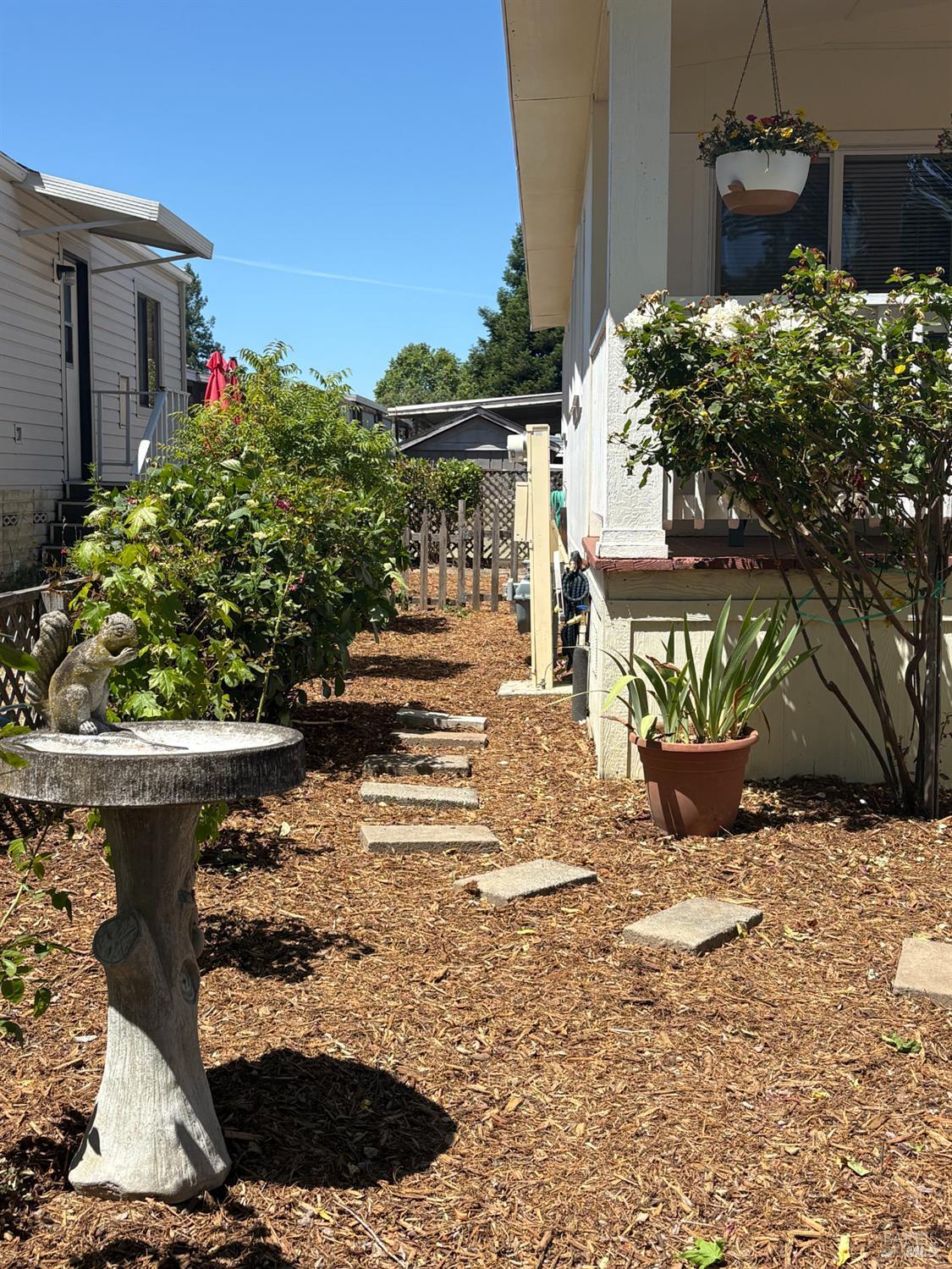 6800 N Redwood Avenue Sebastopol CA 95472