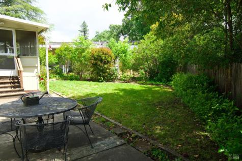 60 Colonial Park Drive Santa Rosa CA 95403