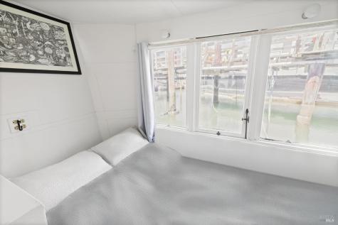 12 S 40 Dock Sausalito CA 94965