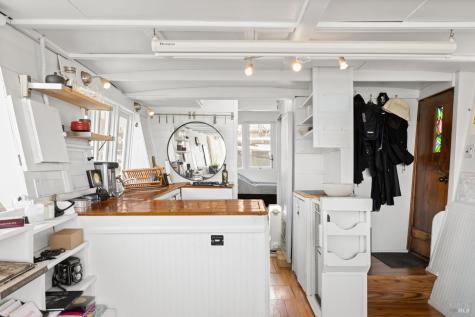 12 S 40 Dock Sausalito CA 94965