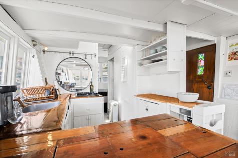 12 S 40 Dock Sausalito CA 94965