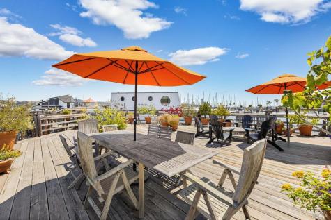 12 S 40 Dock Sausalito CA 94965