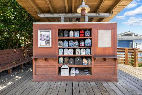 12 S 40 Dock Sausalito CA 94965