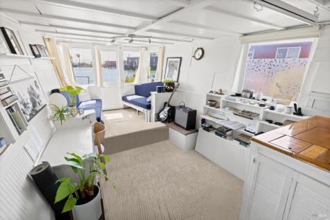 12 S 40 Dock Sausalito CA 94965