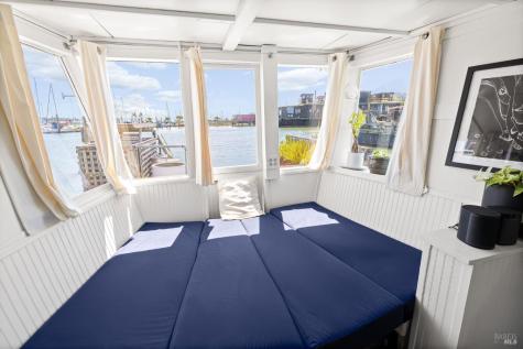 12 S 40 Dock Sausalito CA 94965