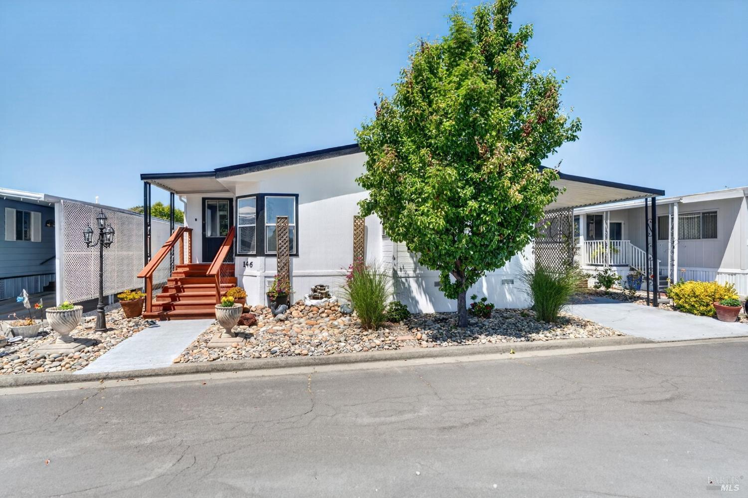 146 Stratford Way Santa Rosa CA 95401