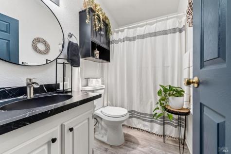 146 Stratford Way Santa Rosa CA 95401