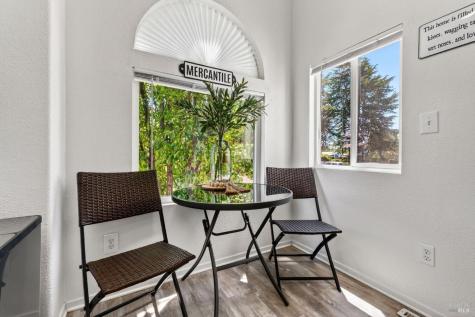 146 Stratford Way Santa Rosa CA 95401