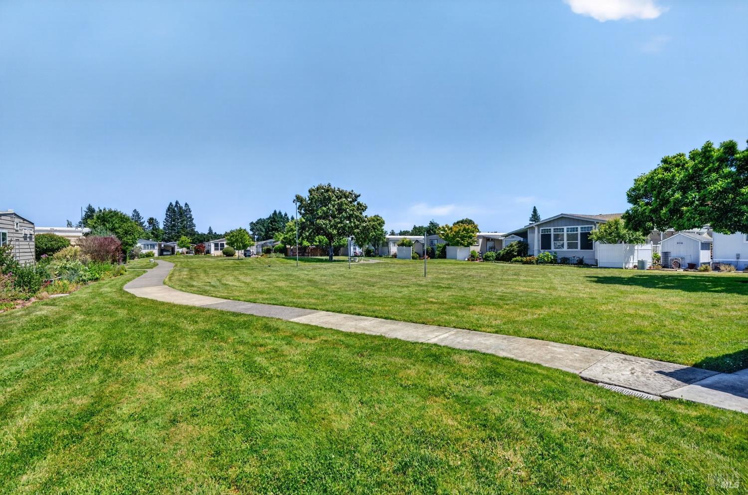 146 Stratford Way Santa Rosa CA 95401