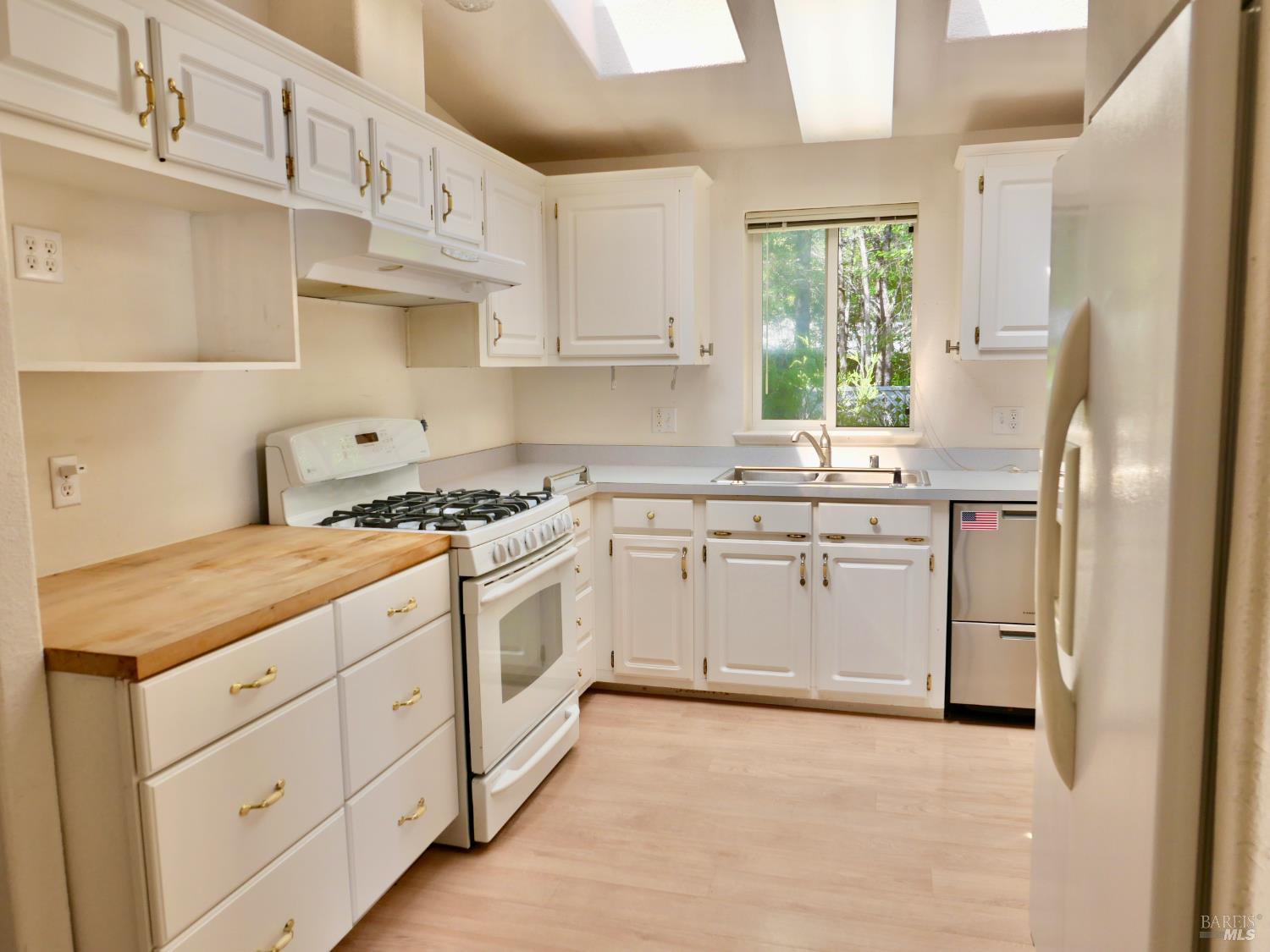 43300 Little River Airport Road Little River CA 95456