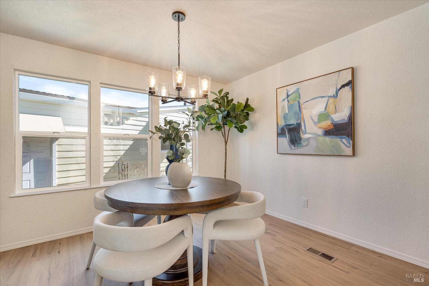 211 Shirley Court Napa CA 94558