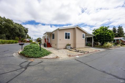 61 Shamrock Circle Santa Rosa CA 95403