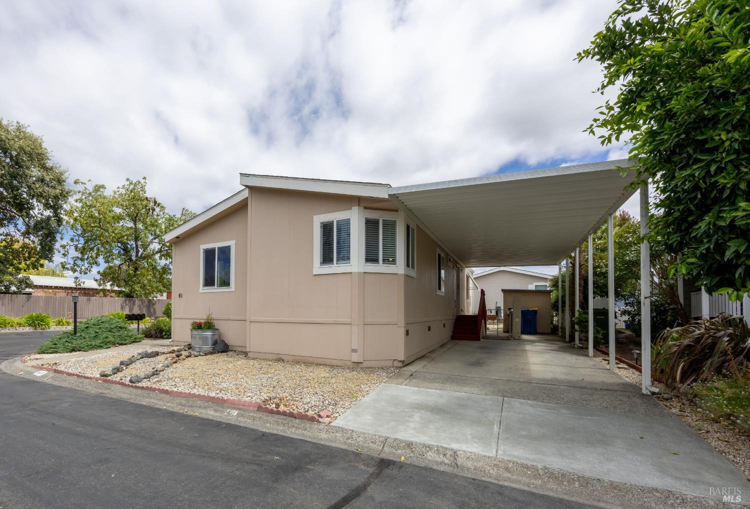 61 Shamrock Circle Santa Rosa CA 95403