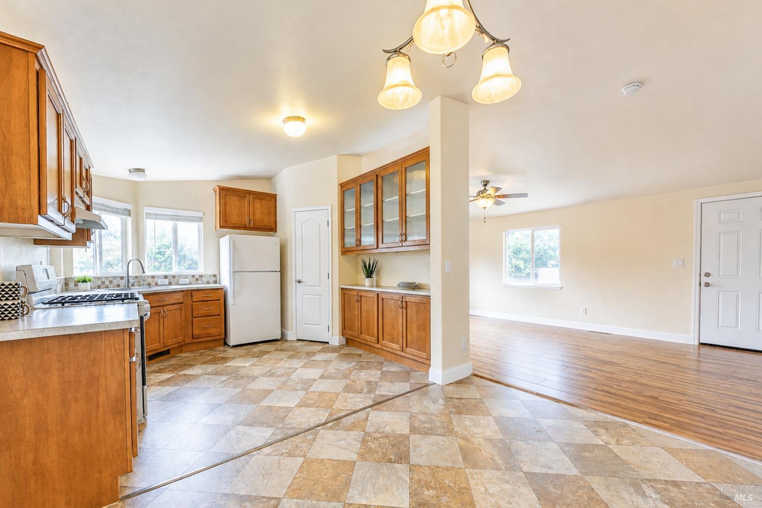 61 Shamrock Circle Santa Rosa CA 95403