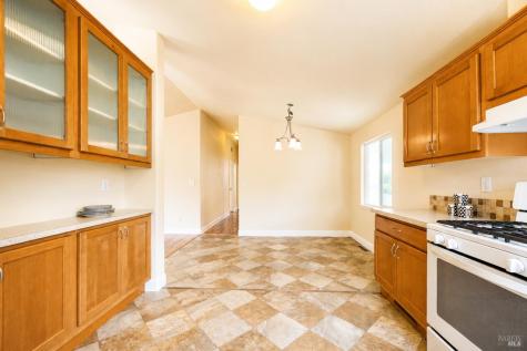 61 Shamrock Circle Santa Rosa CA 95403
