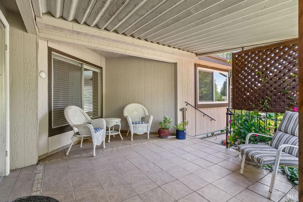 105 Glenoak Court Santa Rosa CA 95409
