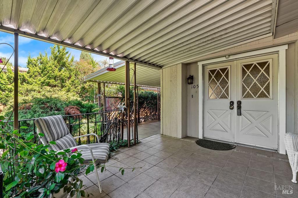 105 Glenoak Court Santa Rosa CA 95409