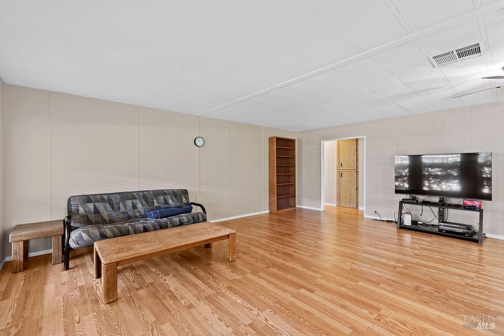 105 Glenoak Court Santa Rosa CA 95409