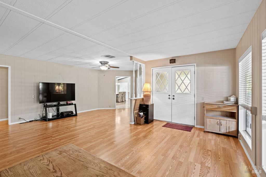 105 Glenoak Court Santa Rosa CA 95409