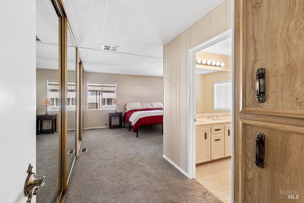 105 Glenoak Court Santa Rosa CA 95409