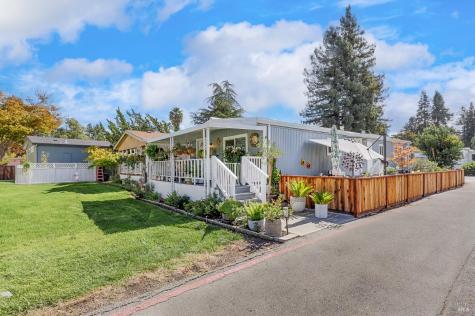 211 Apple Lane Rohnert Park CA 94928