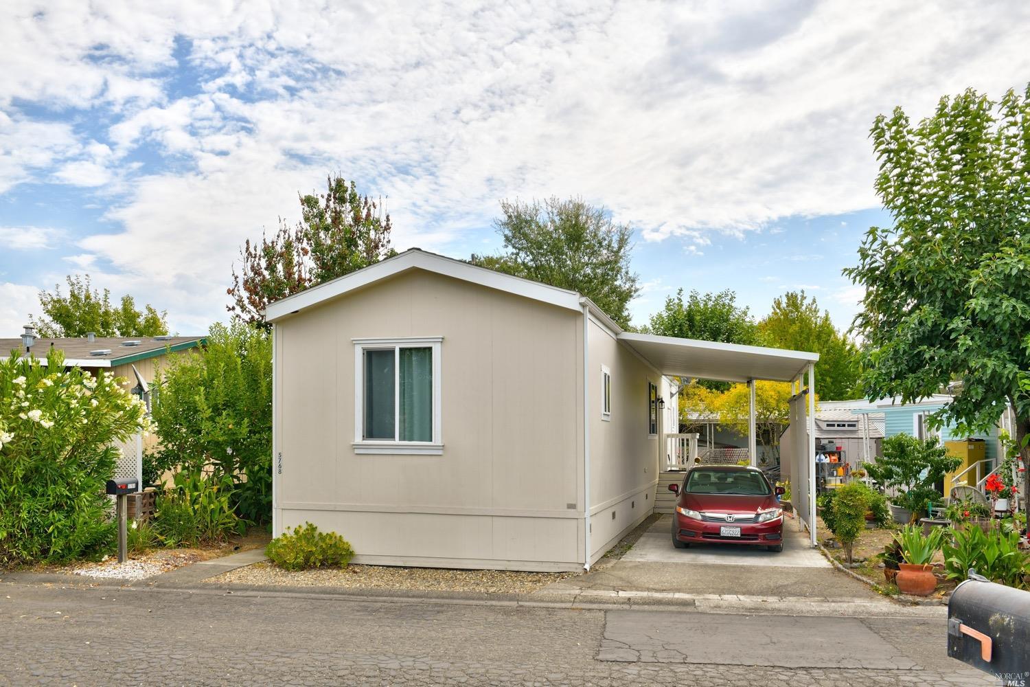 5768 Edmund Avenue Santa Rosa CA 95403