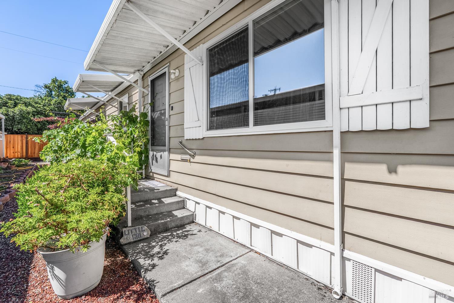 156 Westgate Circle Santa Rosa CA 95401