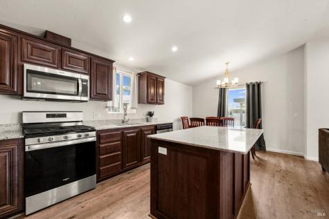 3145 Clare Avenue Santa Rosa CA 95403
